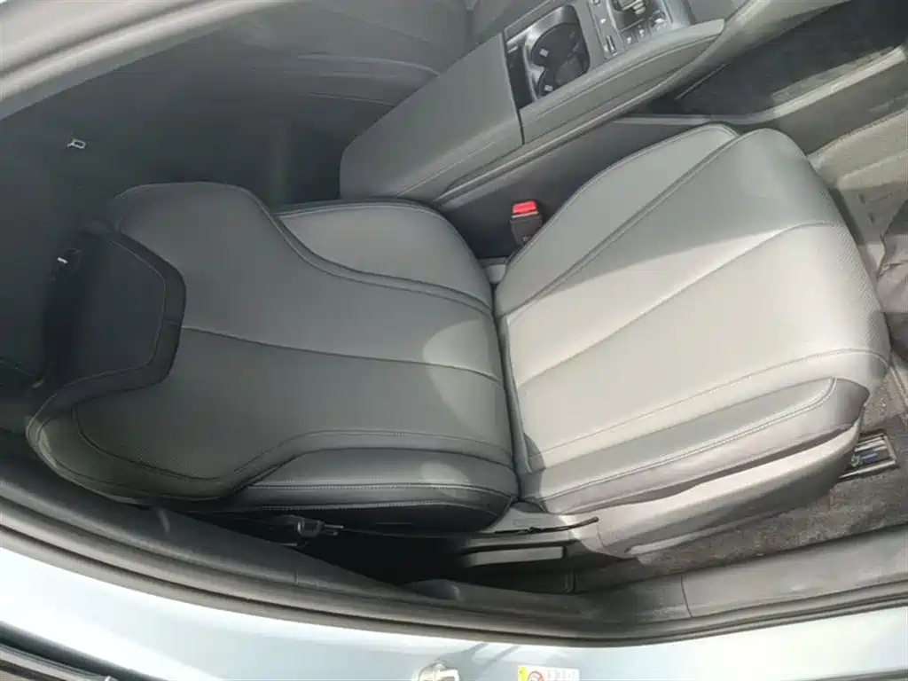 BYD Qin L 2024 DM-i 80KM Leading Edition фото 25
