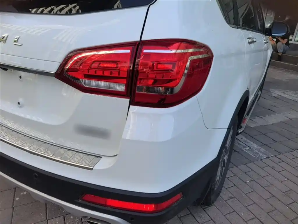 Haval H6 2017 Red Label Sport 1.5T Automatic 2WD Luxury фото 8
