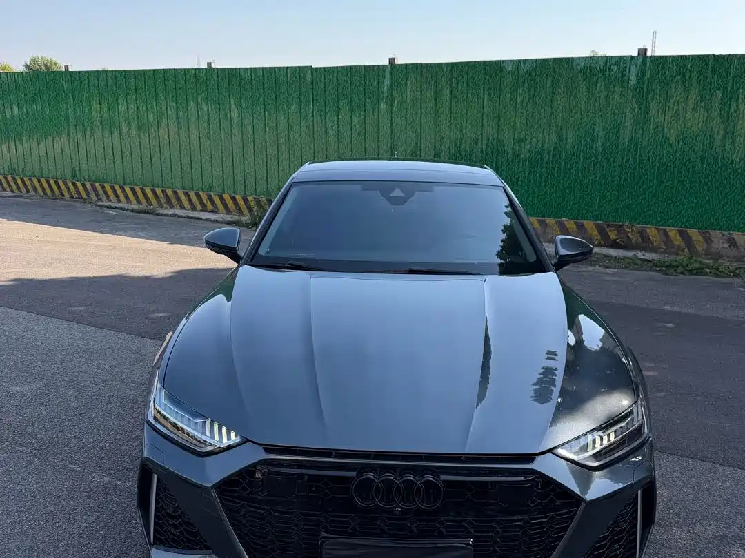 Фото 2 - Audi A7