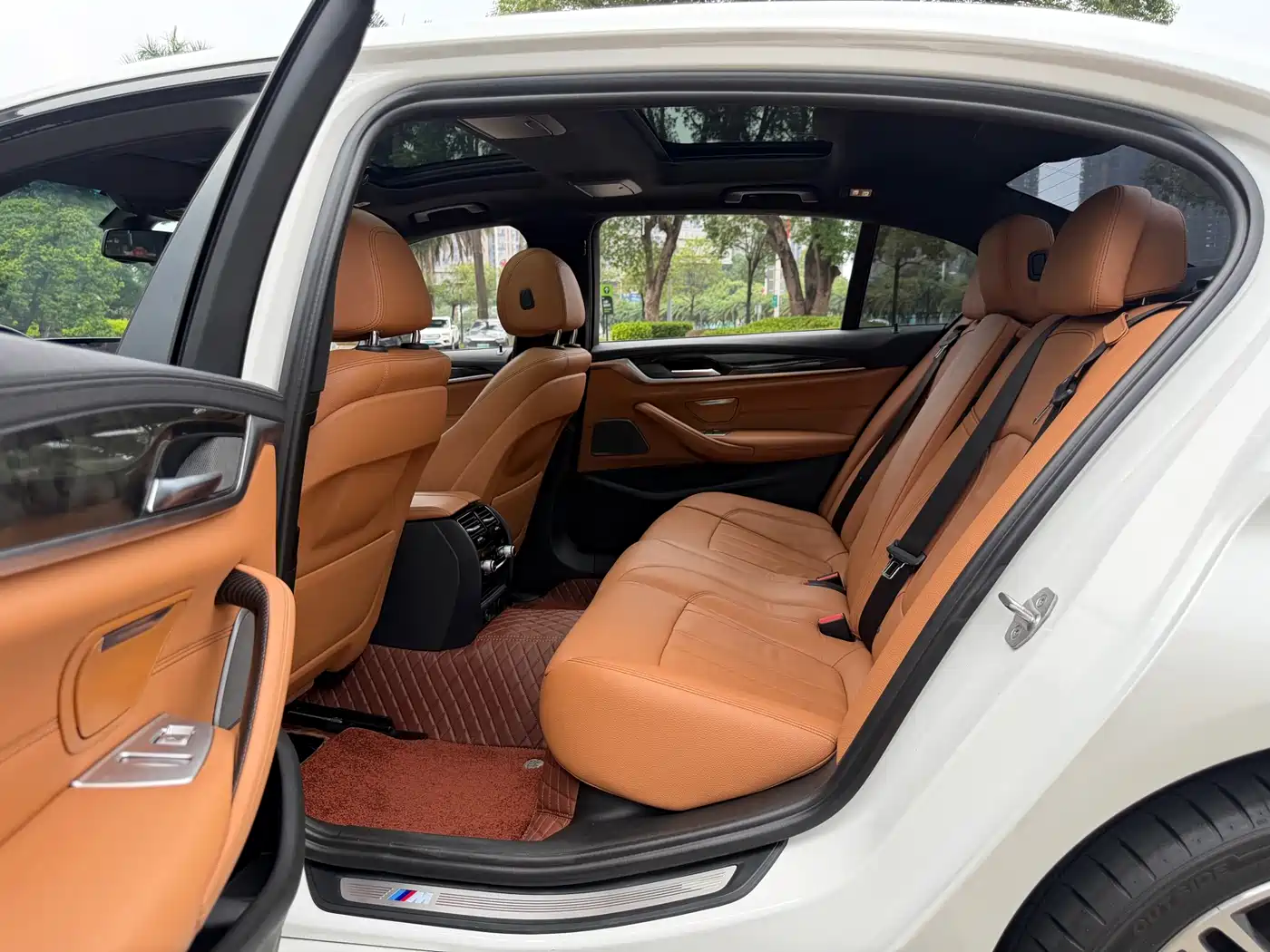 BMW 5 Series 2018 Facelift 530Li Exclusive M Sport Package фото 19