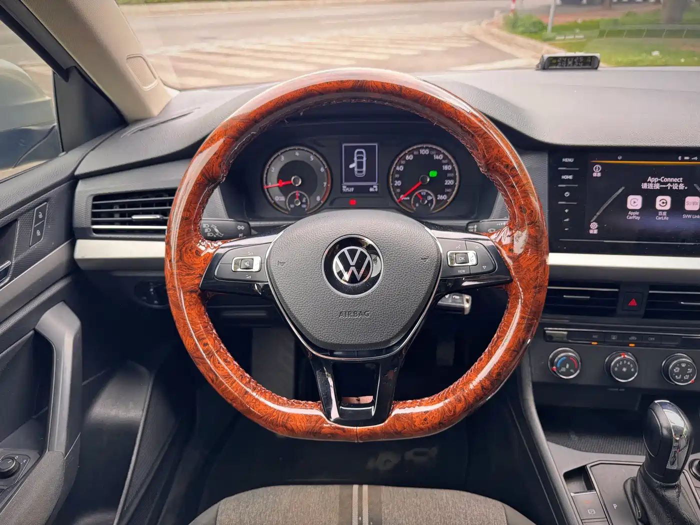 Volkswagen Lavida 2021 1.5L Automatic Trend Edition фото 9
