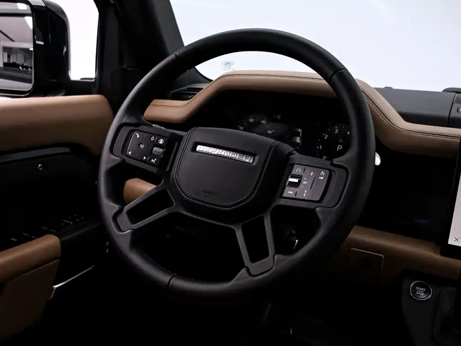 Land Rover Defender 2025 2025 110 3.0T P400 Dark Special Edition