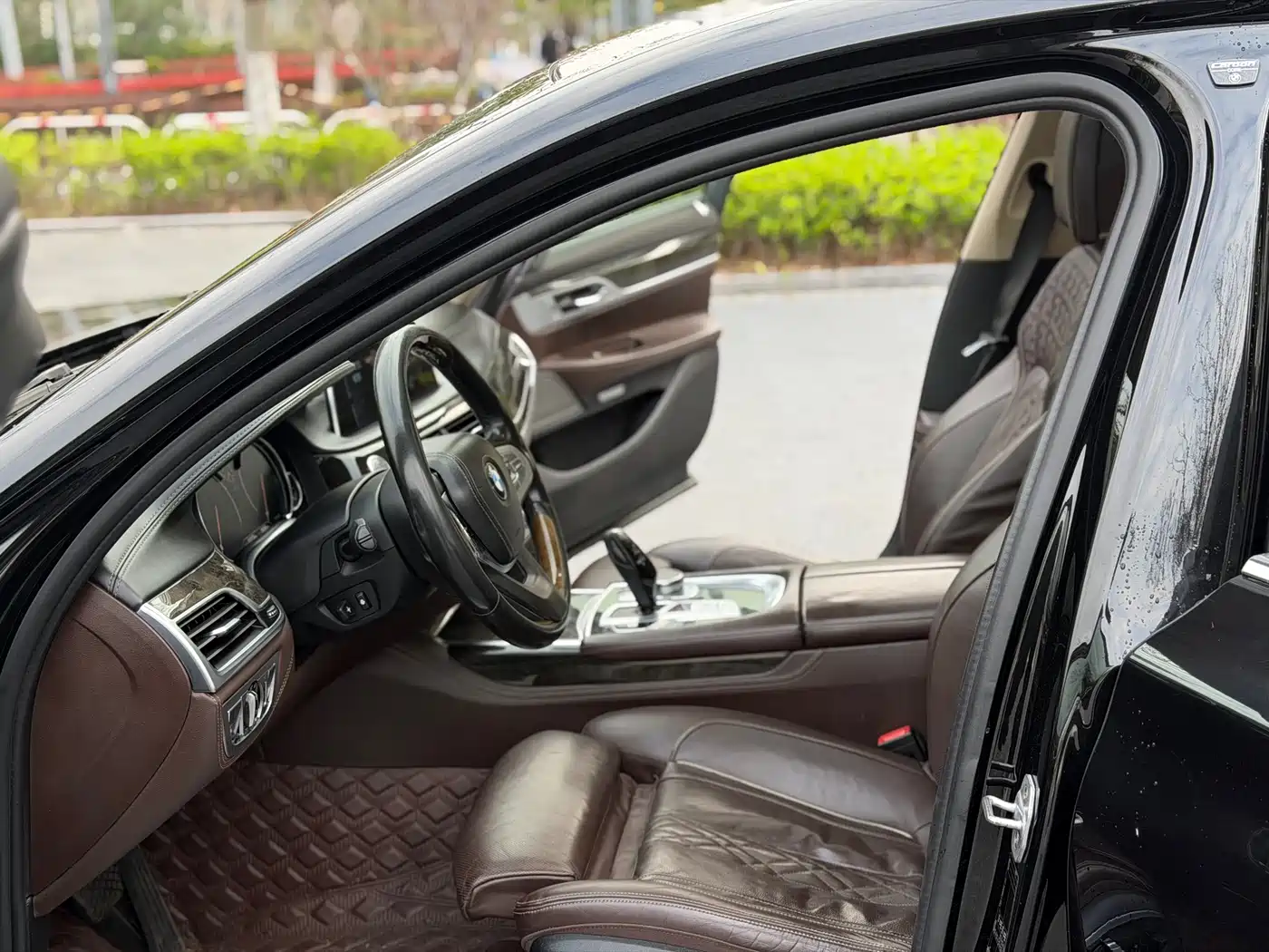 BMW 7 Series 2016 730Li Luxury фото 9