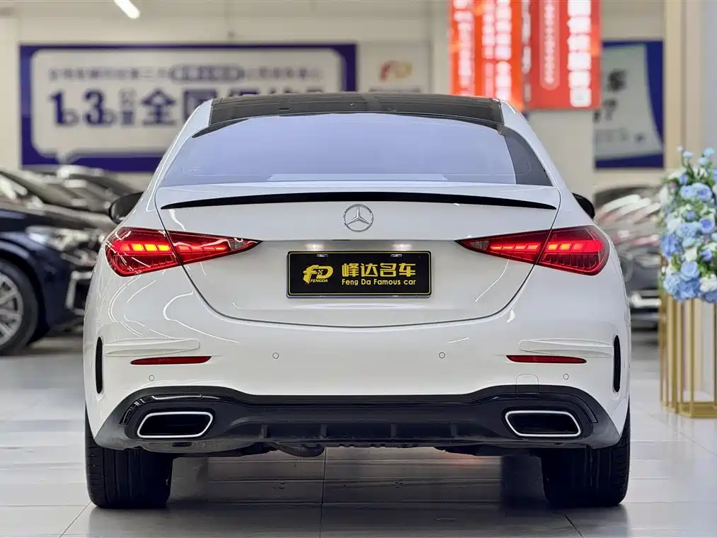 Mercedes-Benz C-Class 2024 Second Facelift C 260 L Night Edition Sport фото 3