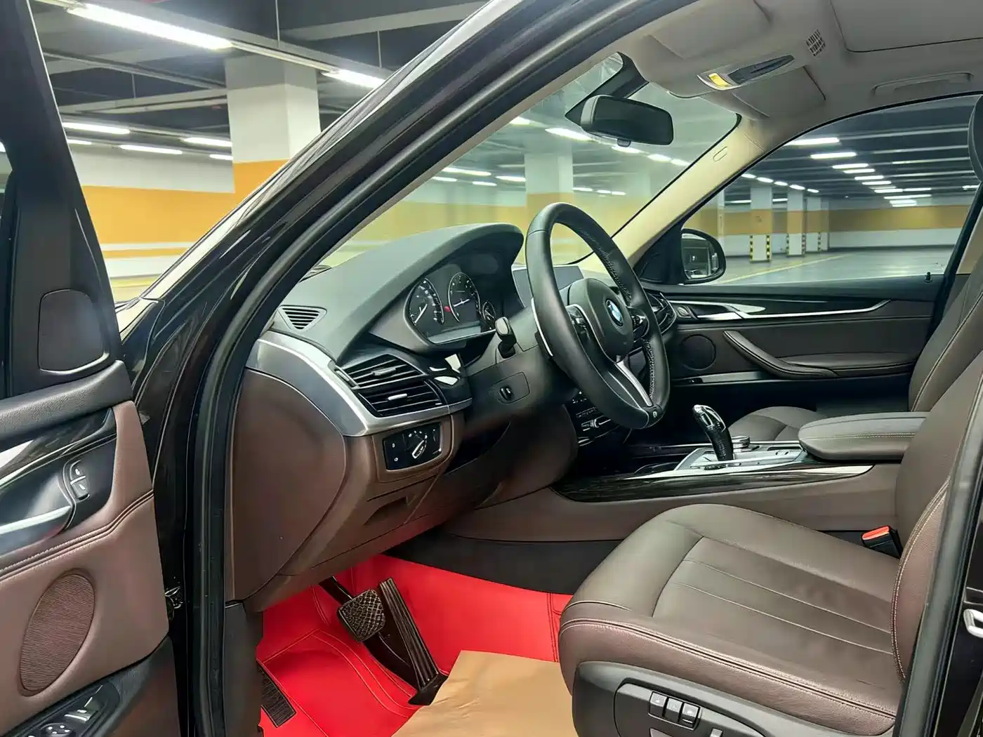 BMW X5 (Import) 2014 xDrive35i Leading фото 4