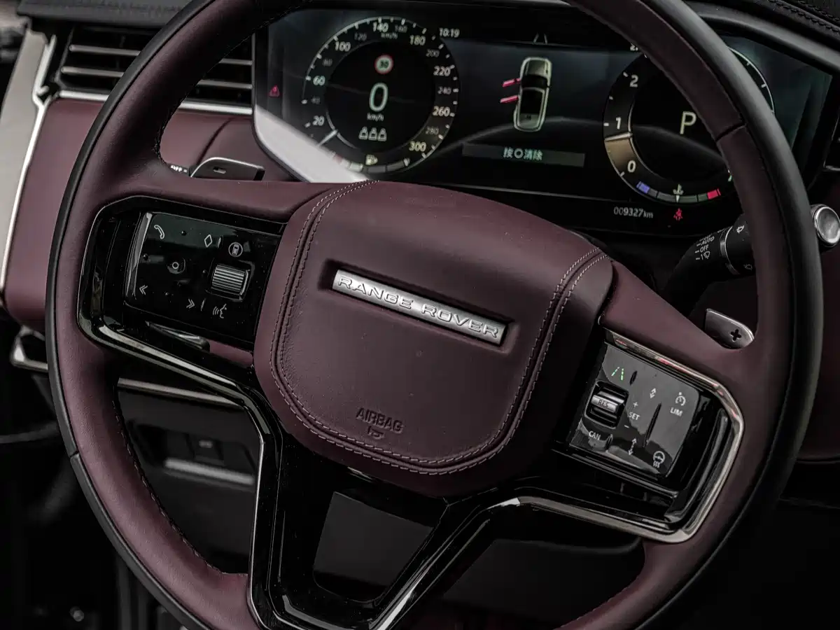 Land Rover Range Rover Sport фото 3