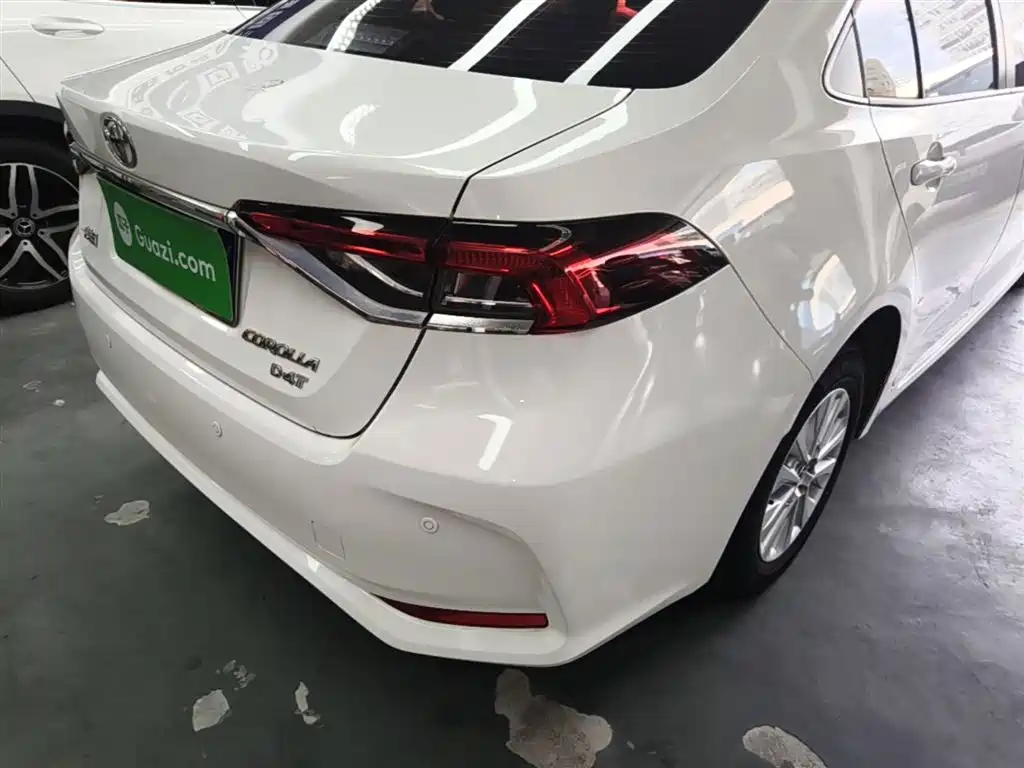 Toyota Corolla 2021 1.2T S-CVT Pioneer Edition фото 8