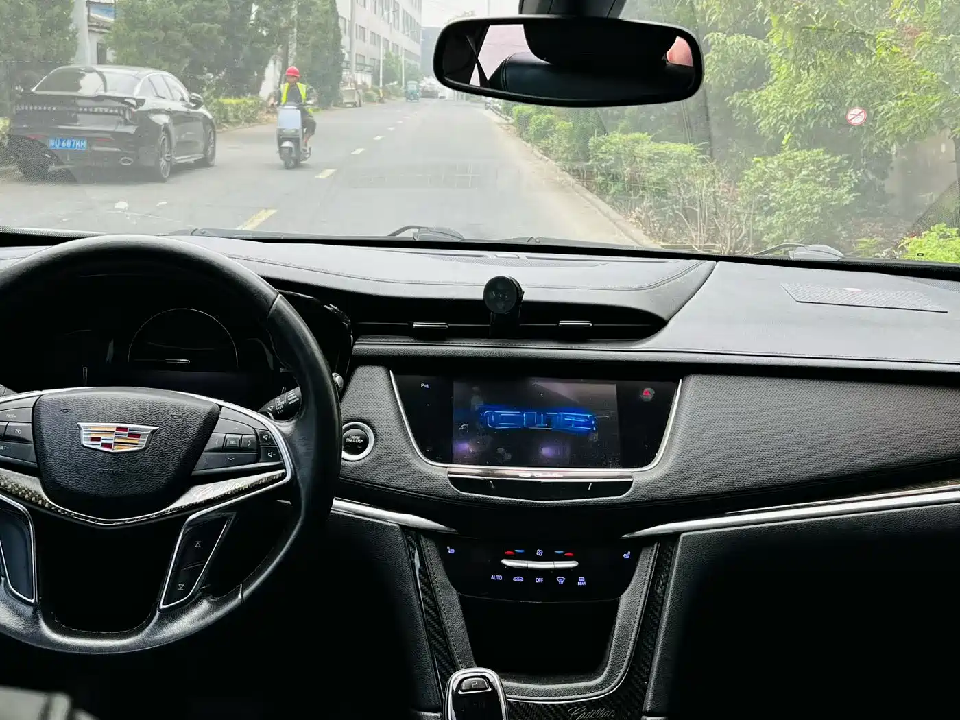 Cadillac XT5 2016 25T Luxury Model фото 8
