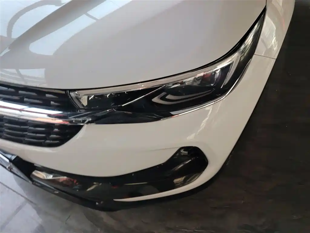 Buick Encore 2020 20T CVT Luxury Edition фото 24