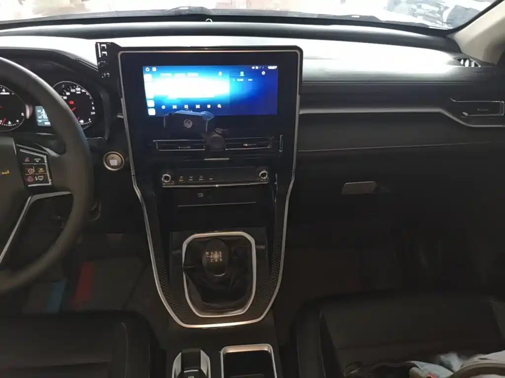 Photo 13 - Haval M6
