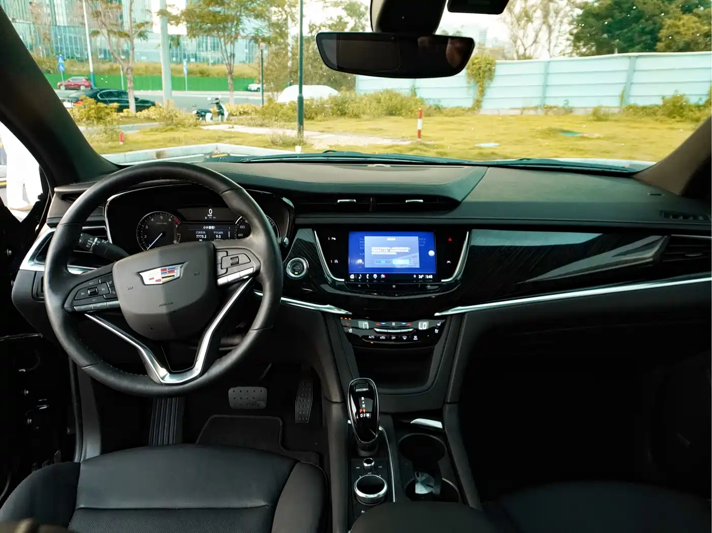 Cadillac XT6 2022 2.0T 6-Seater 4WD Luxury Edition фото 16