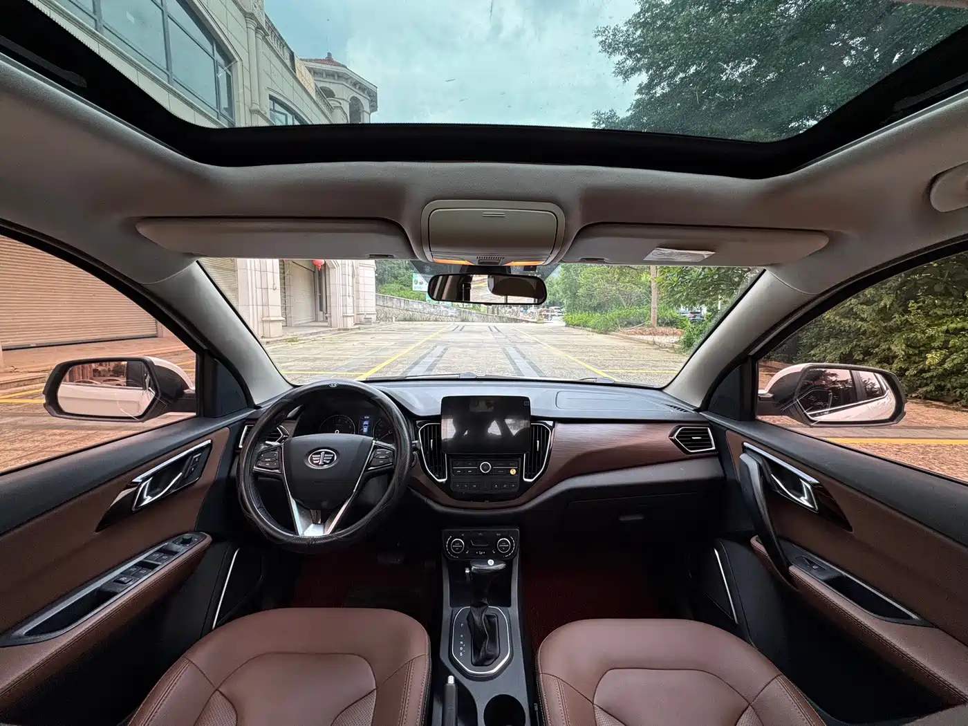 FAW Senya R7 2017 2016 Model 1.6L Automatic Premium