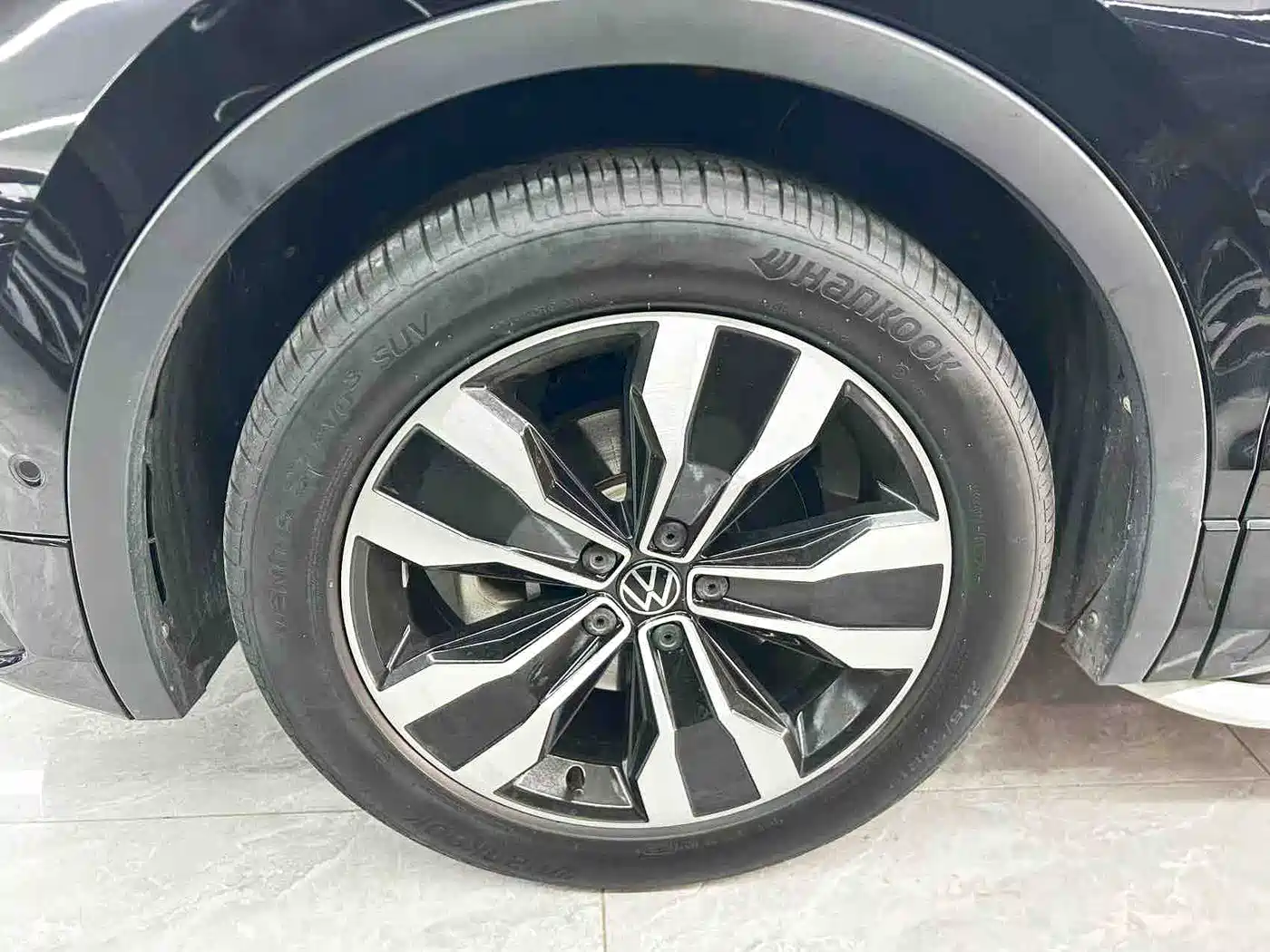Volkswagen Tiguan L 2024 330TSI Automatic 2WD R-Line Premium Enjoyment Edition фото 24