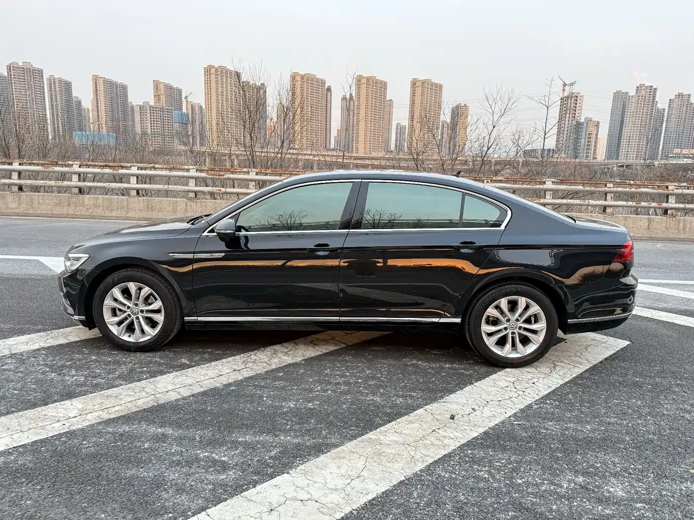 Volkswagen Magotan 2019 330TSI DSG Luxury Class China VI фото 10