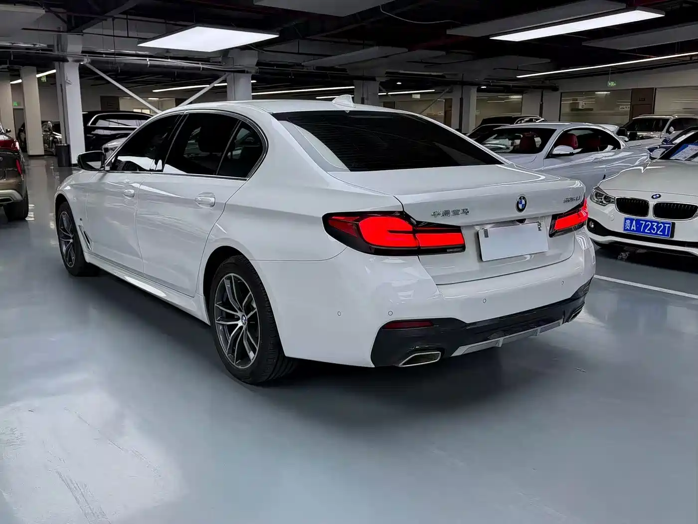 BMW 5-SERIES