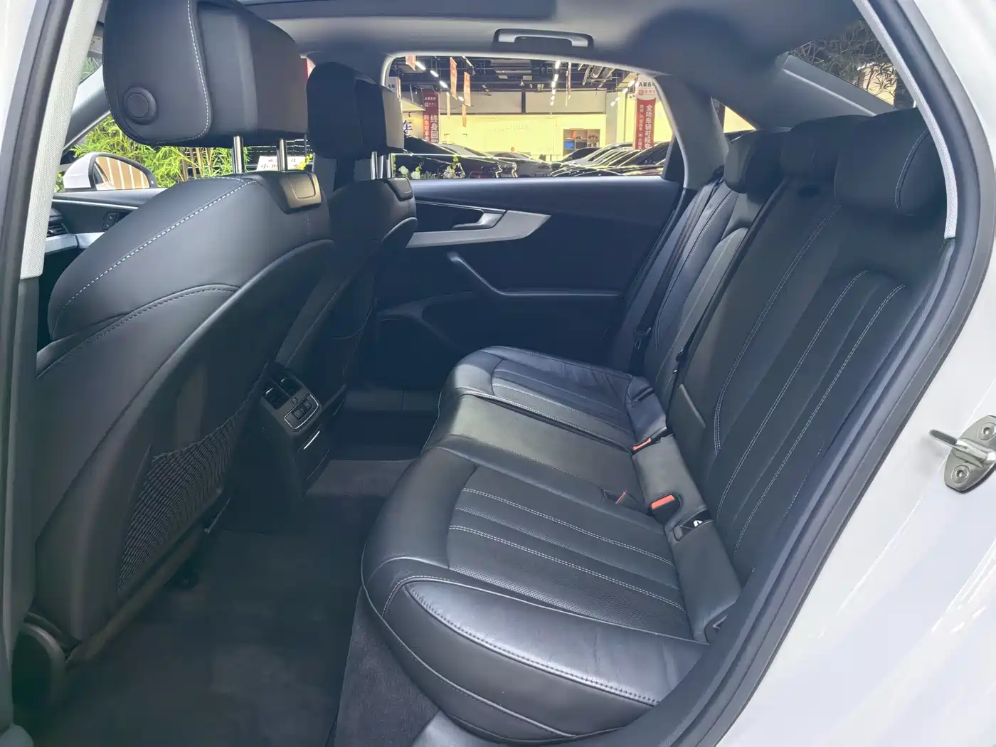 Audi A4L 2020 40 TFSI Luxury Dynamic фото 7