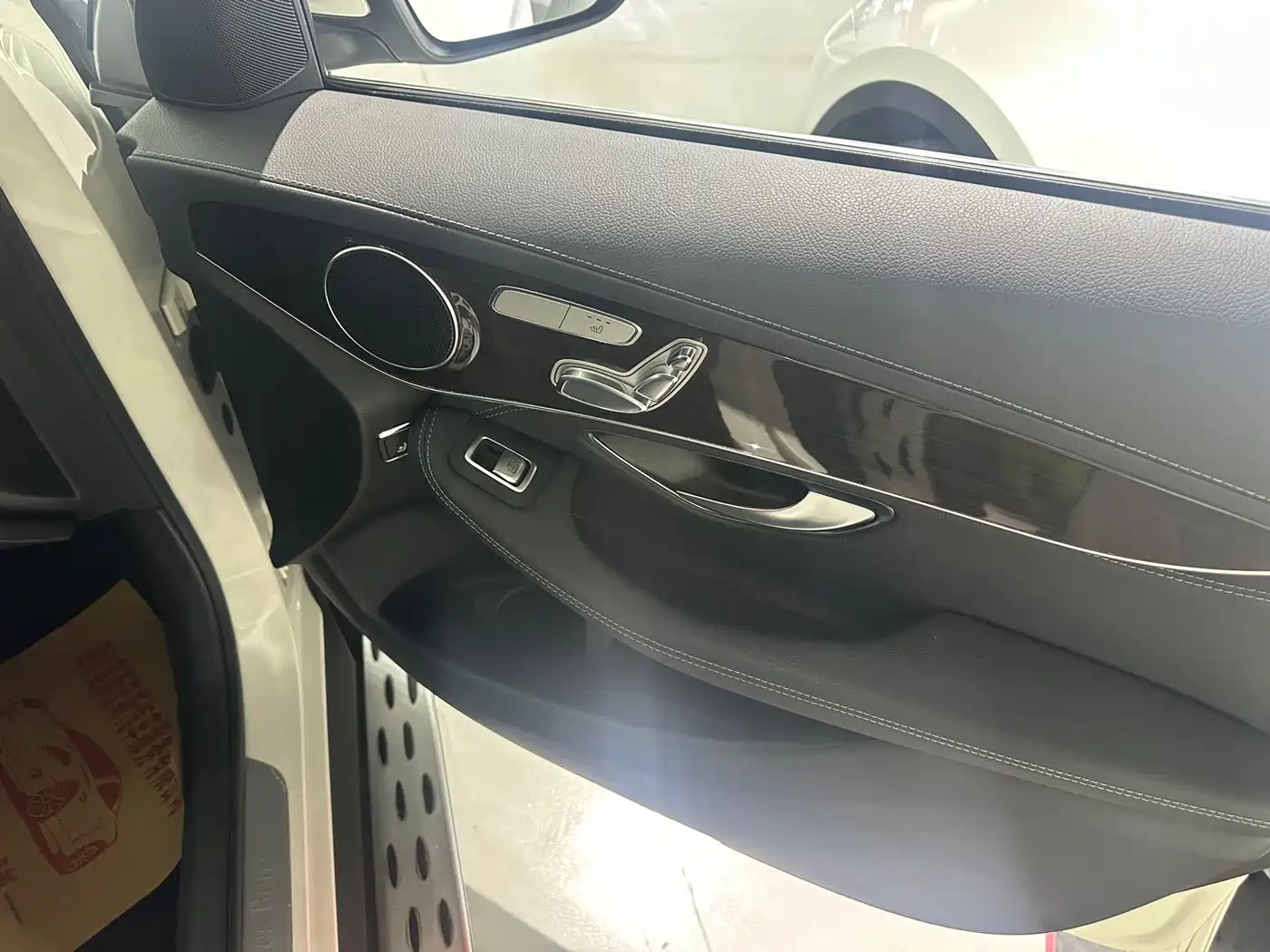 Mercedes-Benz GLC 2016 GLC 260 4MATIC Luxury фото 17