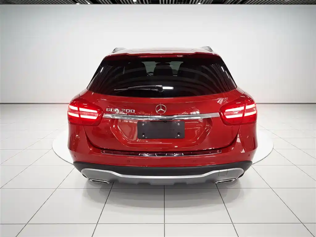 Mercedes-Benz GLA 2017 GLA 200 Fashion фото 6