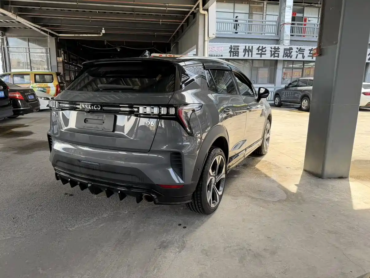 Lynk & Co 06 2023 Remix 1.5T Type Plus фото 11