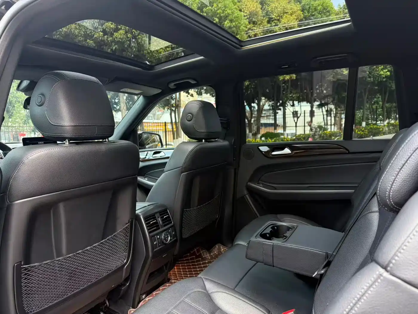 Mercedes-Benz GLS 2018 Facelift GLS 400 4MATIC Sport фото 24