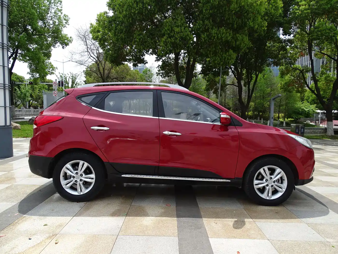 Hyundai Beijing Hyundai ix35 2010 2.0L Automatic 2WD Elite GLS фото 4