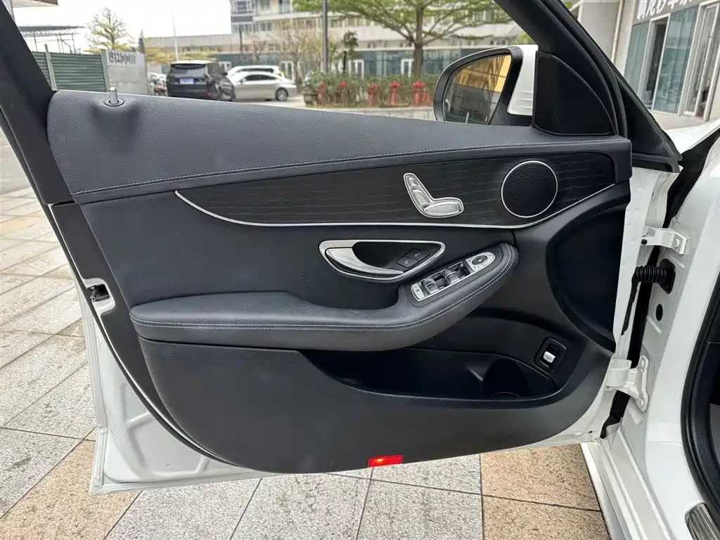 Mercedes-Benz C-Class 2021 C 200 L Fashion Sport Edition фото 23