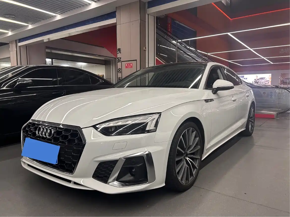 Audi A5 (Import) 2023 Sportback 40 TFSI quattro Luxury Dynamic