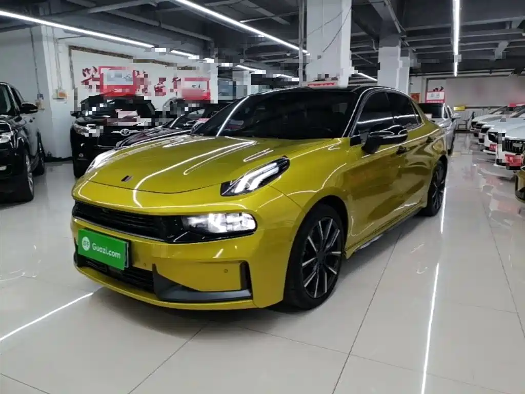 Lynk & Co 03 2022 03+ 2.0TD Auto Wind Rider Edition фото 2