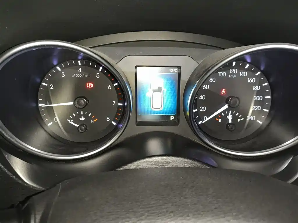 Haval H6 Coupe 2016 Blue Label 1.5T Automatic 2WD Urban фото 4