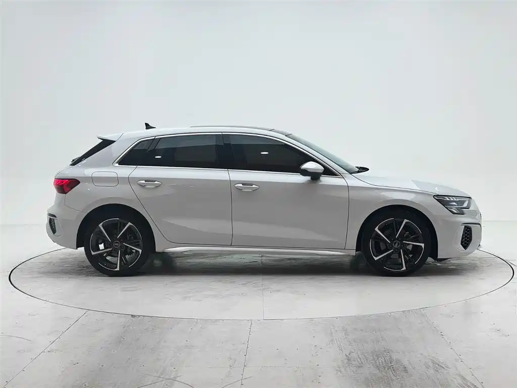 Audi A3 2022 Sportback 35 TFSI Style Sport фото 9