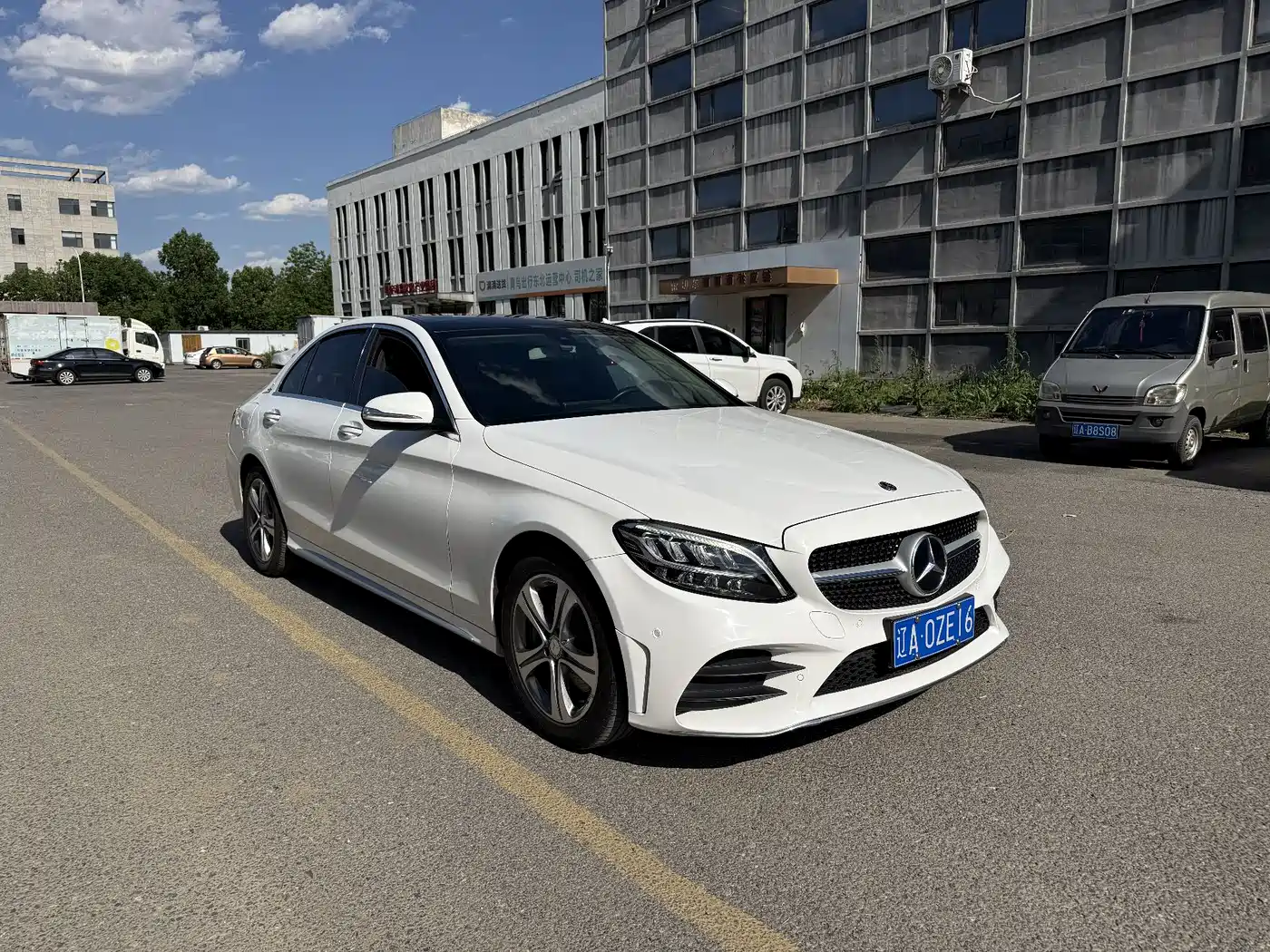 Mercedes-Benz C-Class 2019 C 260 L Sport фото 3