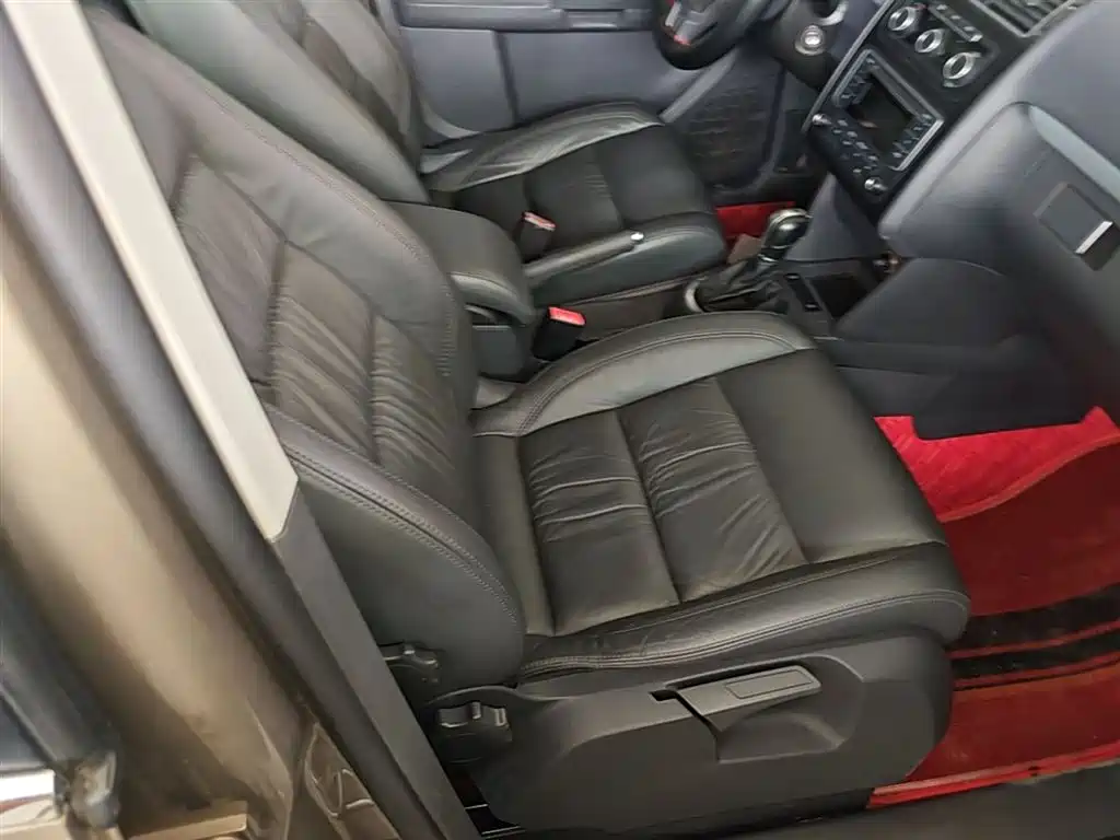 Volkswagen Touran 2015 1.4T DSG Comfort Edition 5-seater фото 25