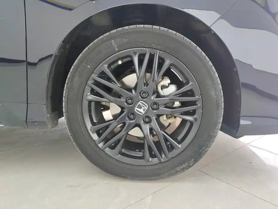 Фото 6 - Honda Odyssey