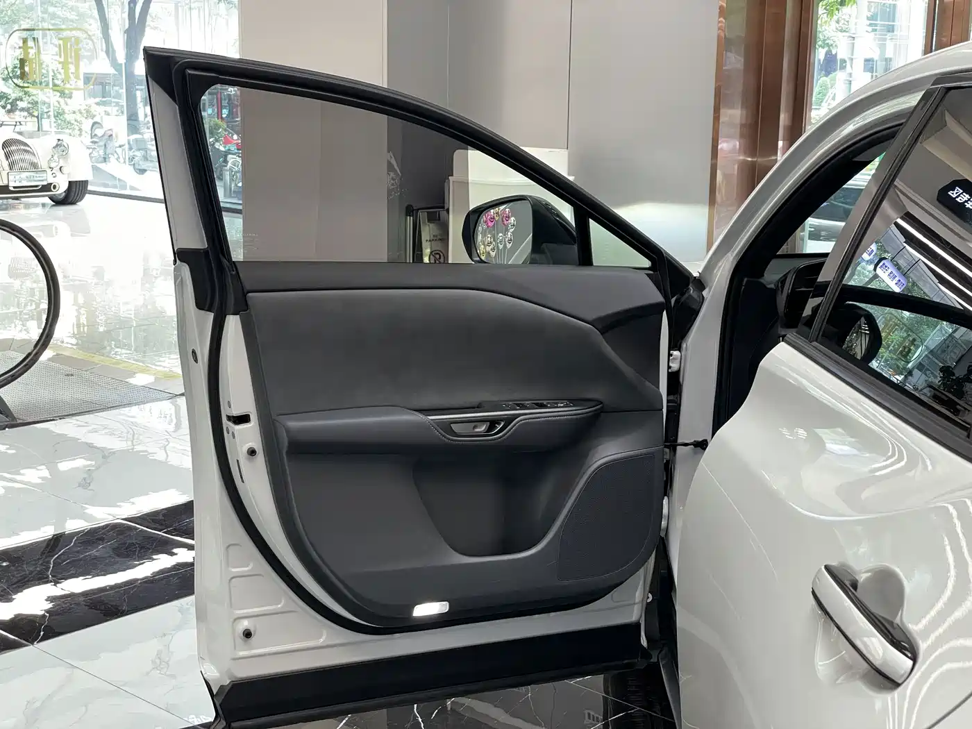 Lexus RZ 2023 2023 450e 4WD Deluxe