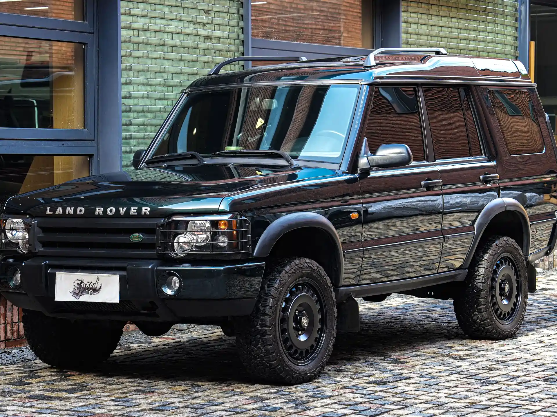 صورة 1 - Land Rover Discovery