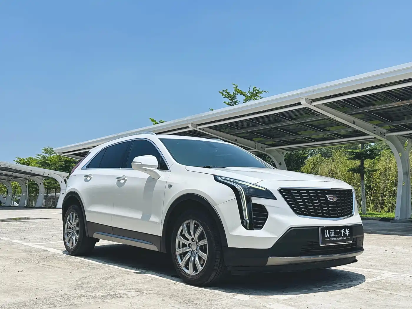 Cadillac XT4 2021 28T FWD Luxury Edition фото 3