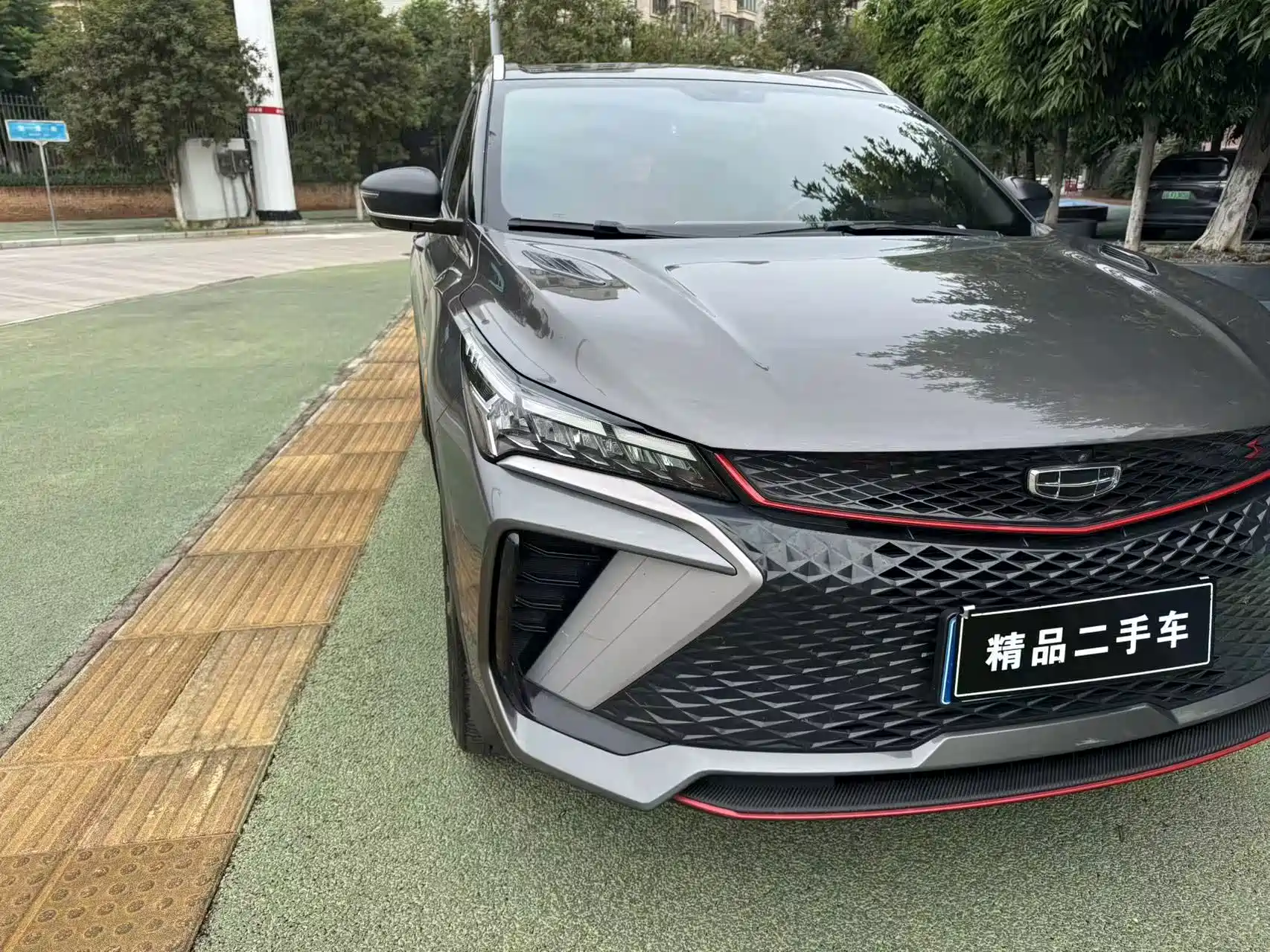 Фото 8 - Geely Coolray