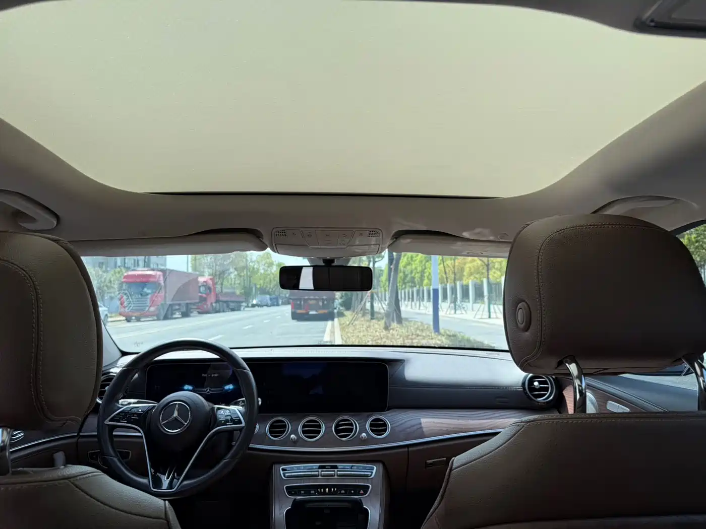 Mercedes-Benz E-Class 2021 E 300 L Fashion фото 16