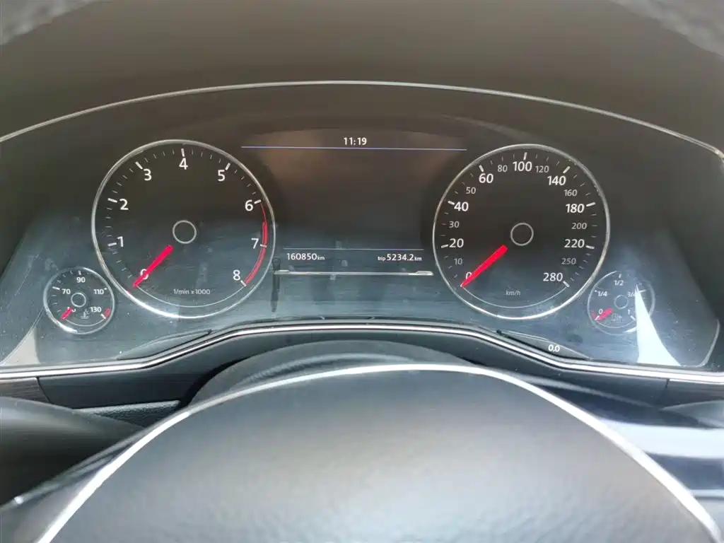 Volkswagen Phideon 2018 Facelift 380TSI FWD Business фото 15