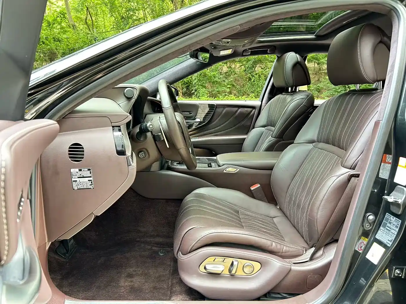Lexus LS 2018 500h Luxury Edition China V фото 3