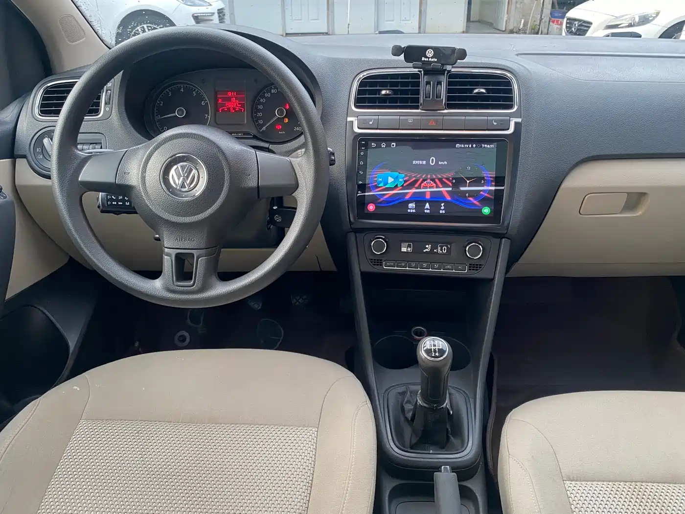 Фото 5 - Volkswagen Polo