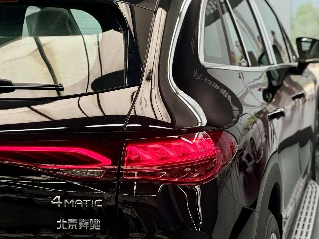 Mercedes-Benz EQE SUV 2025 2024 500 4MATIC Pioneer Edition