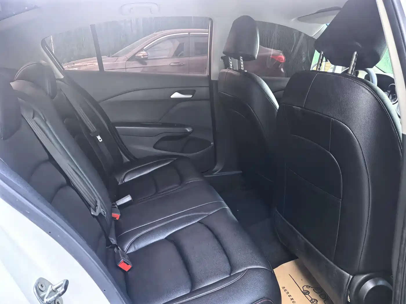 Chevrolet Cavalier 2016 1.5L Manual Enjoyment Edition фото 11