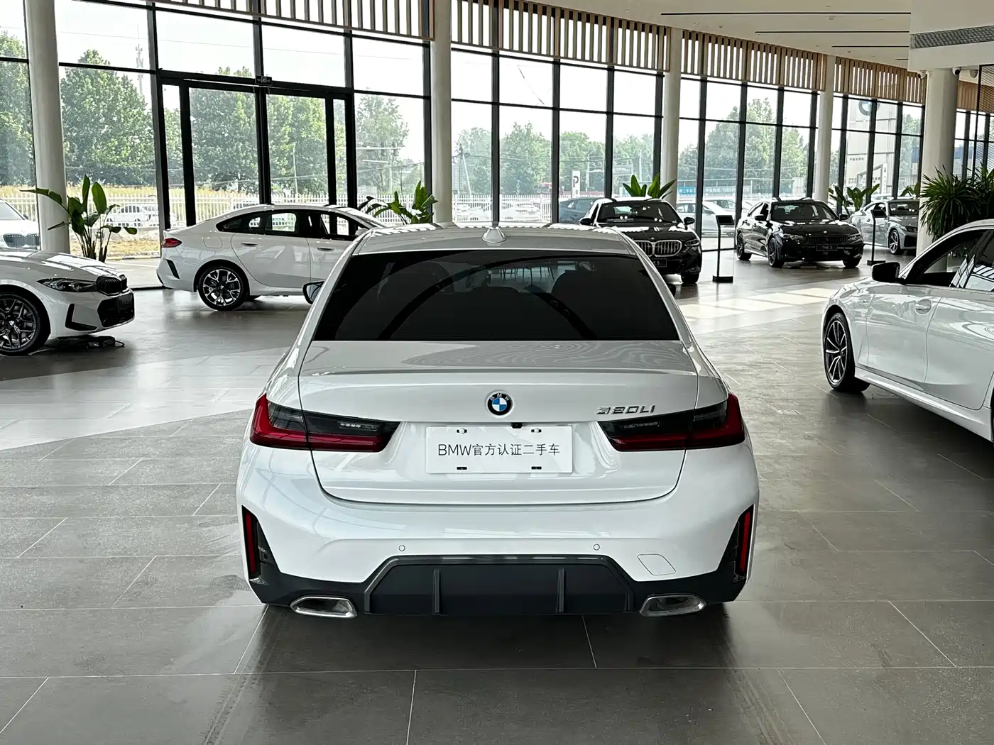 BMW 3 Series 2024 320Li M Sport Package фото 8