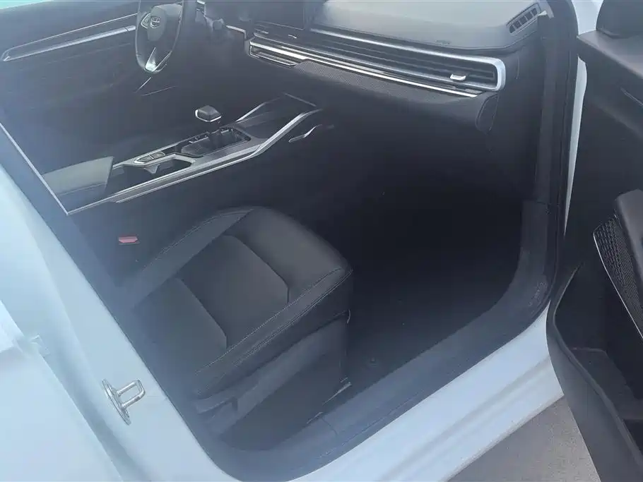 GEELY AUTOMOBILE EMGRAND