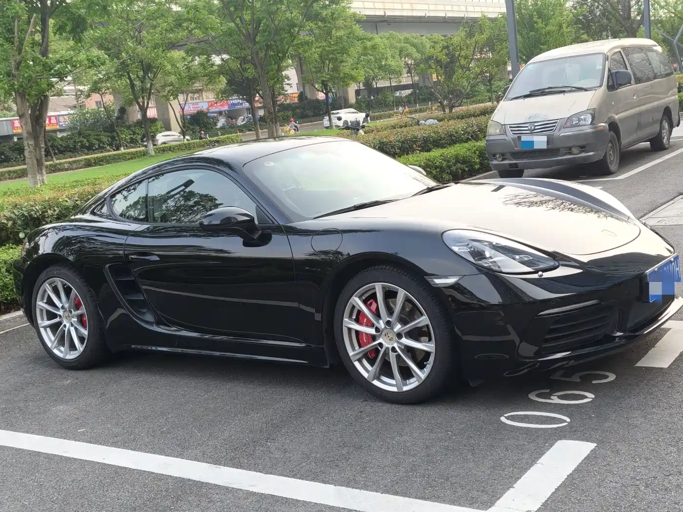 Porsche 718 2018 Cayman 2.0T фото 3