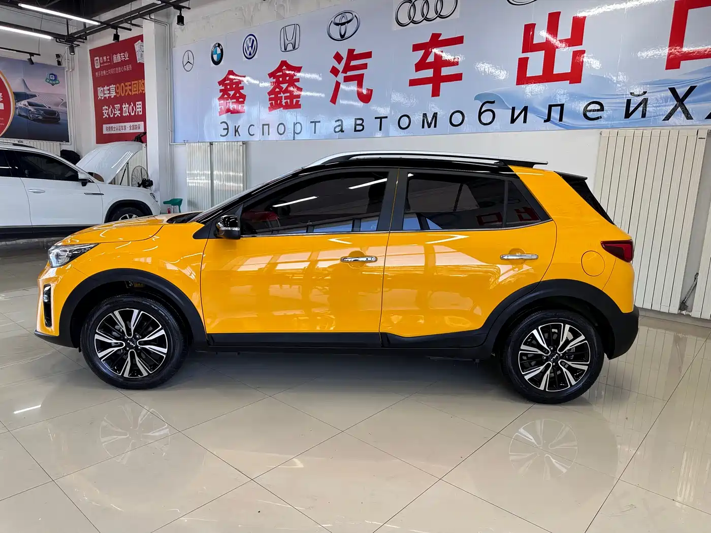 Kia KX1 2021 1.4L CVT Sunroof Version фото 6