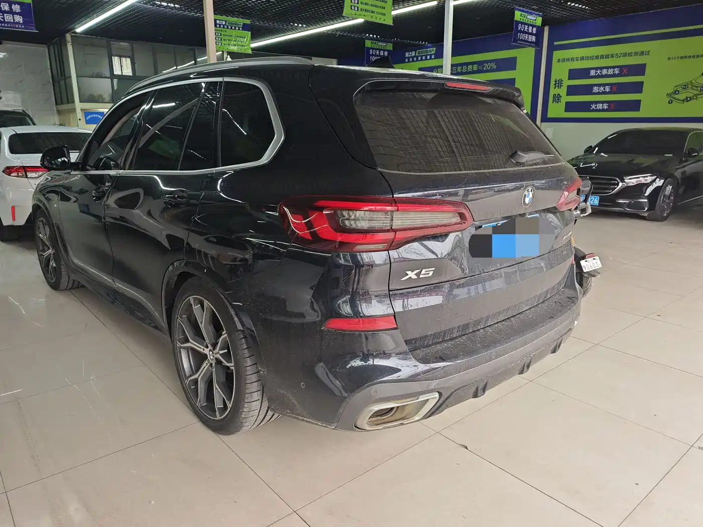 BMW X5 (Import) 2020 xDrive40i Premium M Sport Package фото 10