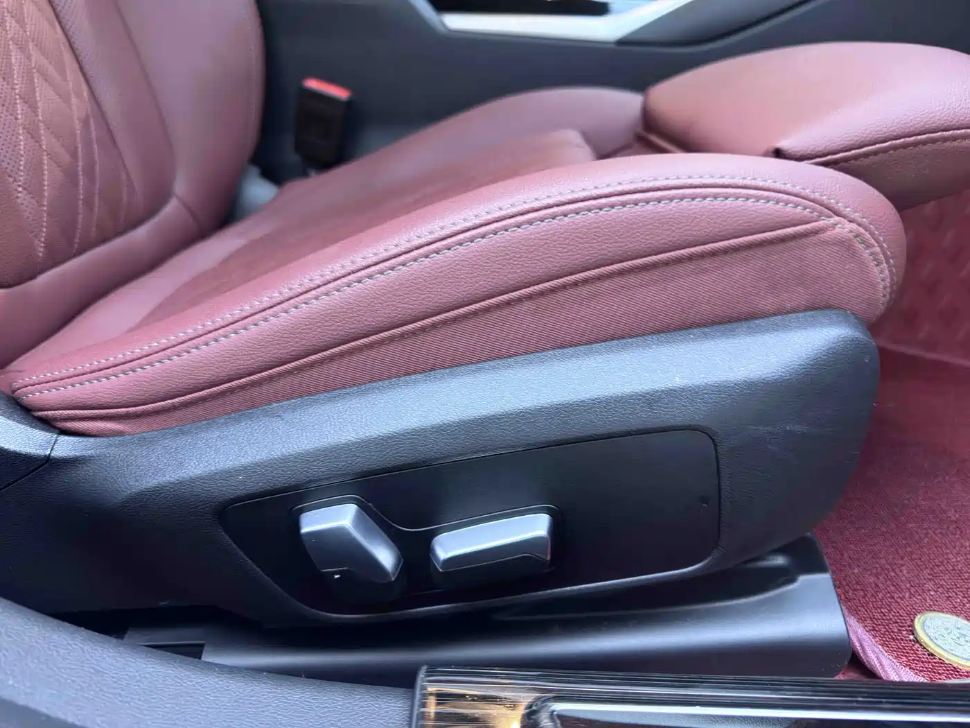 BMW 3 Series 2023 320Li M Sport Package фото 19
