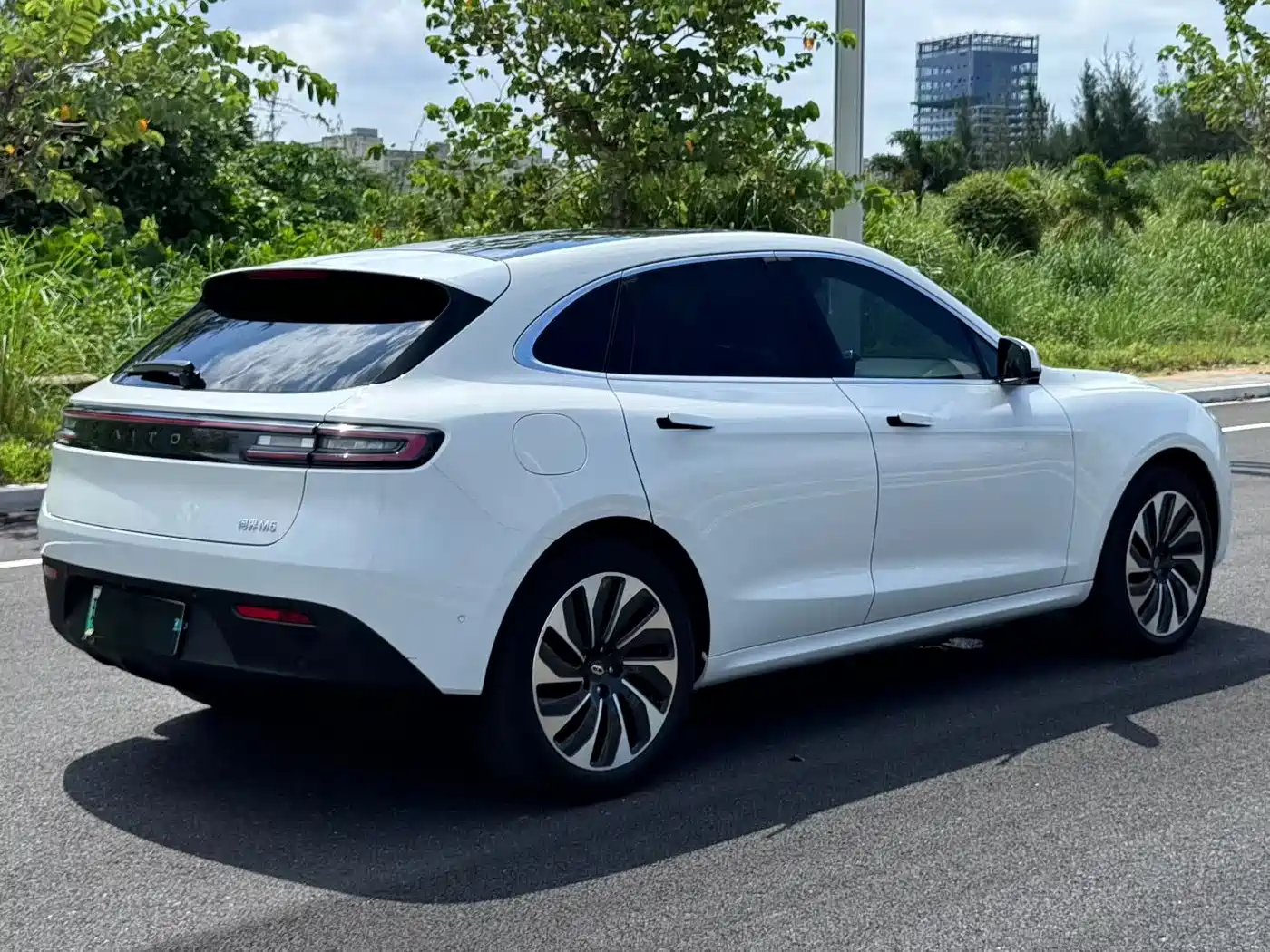 AITO Wenjie AITO M5 2021 2022 Extended Range AWD Performance Edition